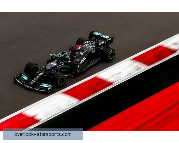 F1赛事新动态：红牛车队连胜纪录延续 汉密尔顿力求突破再创辉煌