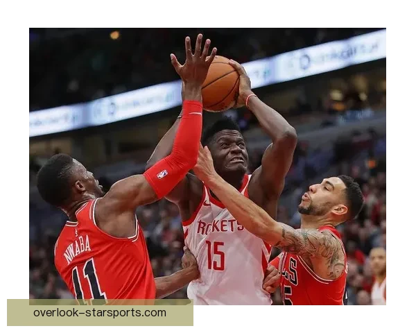 NBA赛场风云再起巨星对决引爆季后赛格局球队争冠形势愈发激烈